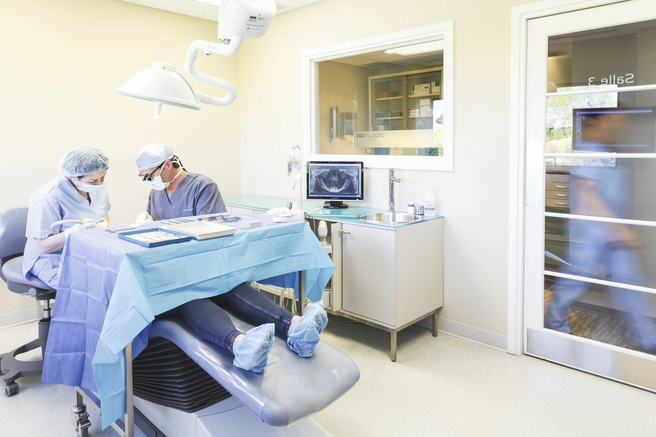 Implants dentaires Québec – Clinique d’implantologie Allegro - Opération